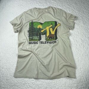 🔥Vintage MTV Logo & Bear Wood Mountain Print Graphic T-shirt Size S